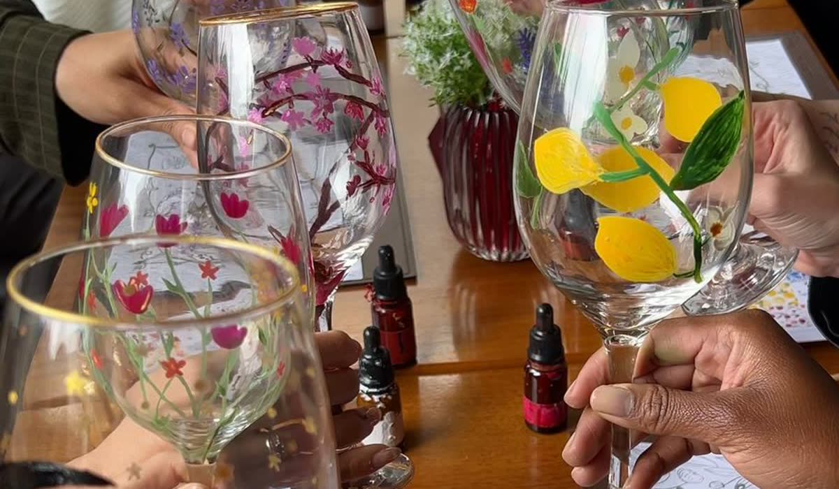 Outubro Rosa em Curitiba: como cuidar de você (e das amigas) este mês